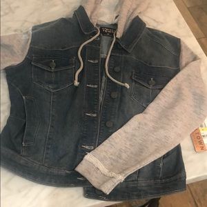 Sweatshirt jean jacket with hoodie